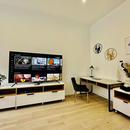 Clever Studio Near Central Shopping Center 클루지나포카 외부 사진